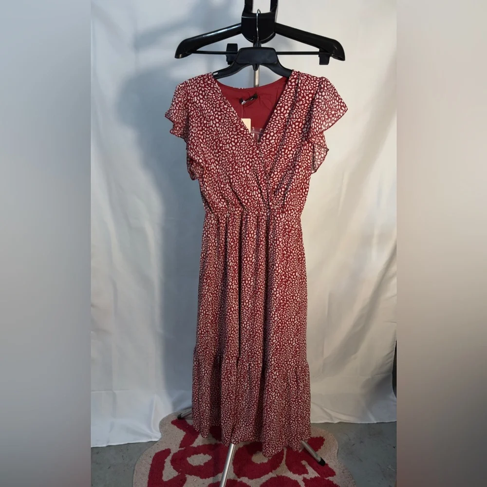Red Maxi Dress Women’s Small NWT Boho Short Sleeve V-Neck
